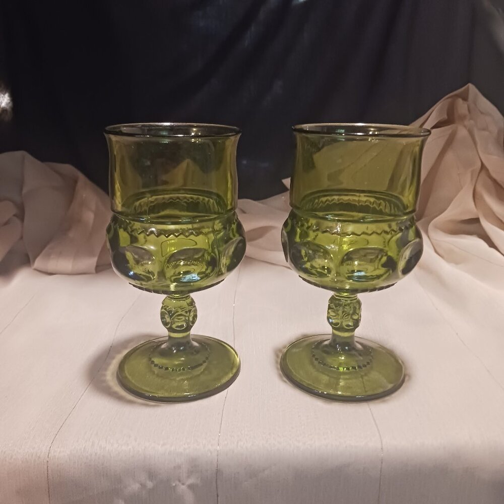 Set of 2 Green Indiana Glass Goblets